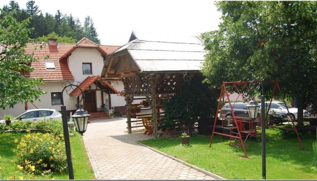 Klevž Guesthouse
